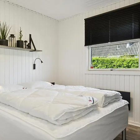 Prázdninový dům Stunning In With Wifi Bogense